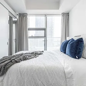 central-condo-in-the-heart-of-toronto.niagara-fallshotels.com/